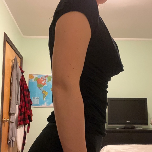 Cross-Back Flowy Shirt - Picture 2 of 8